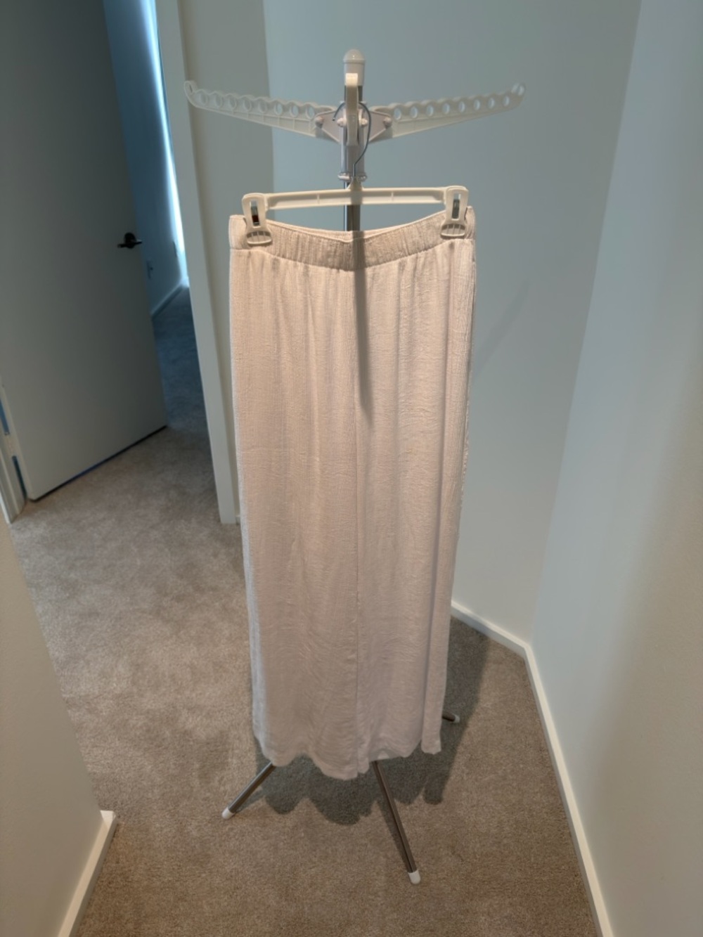 Abercrombie & Fitch Linen-Blend Wide Leg Pants - Picture 3 of 5